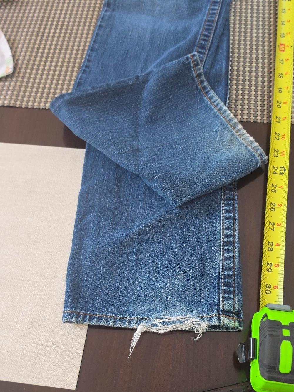 True Religion Medium Blue Denim Jeans with Signature Pocket 29x31 - Picture 6 of 7